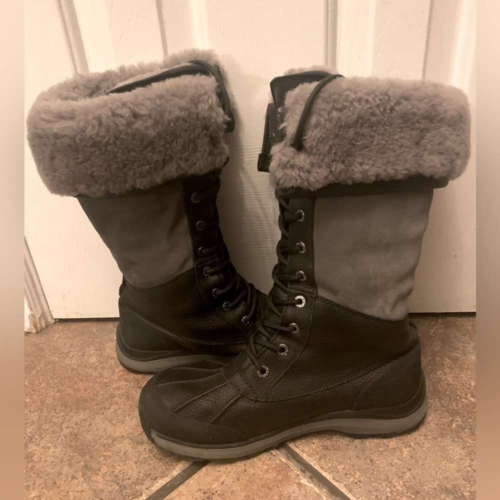 Ugg Woman's W Adirondack Tall III Snow Boots